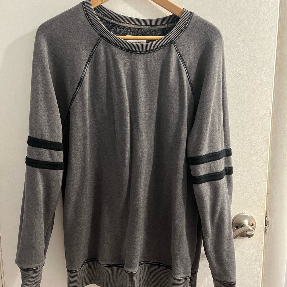 American Eagle sweatshirt